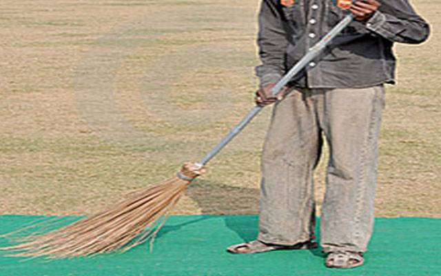 سویپرز اور درجہ چہارم ملازمین کیلئے بڑا حکم، تمام عارضی ڈیوٹیاں ختم