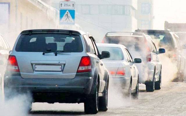 15 اکتوبر سے دھواں چھوڑنے والی گاڑیوں کے خلاف کارروائی کا فیصلہ