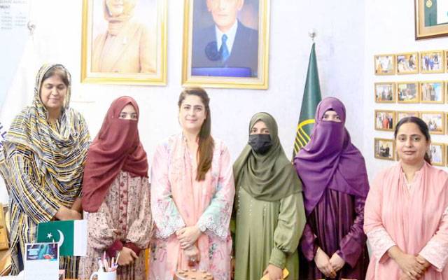 چائلڈ پروٹیکشن بیورو میں رہائش پذیر تین بچیوں کا پنجاب یونیورسٹی میں میرٹ پر داخلہ