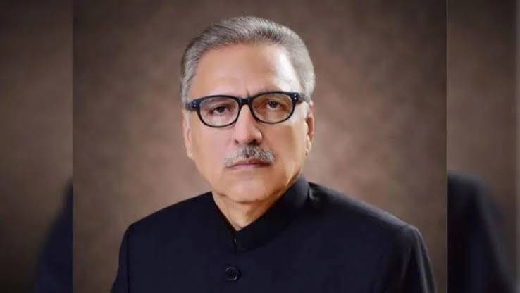 سابق صدر عارف علوی کو الاٹ گھر نہ ملنے کا معاملہ، سندھ ہائیکورٹ نے فیصلہ محفوظ کرلیا