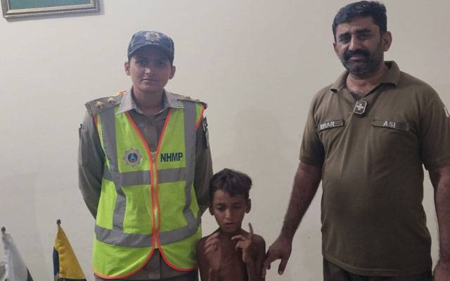 موٹروے پولیس کی بروقت کارروائی، لاپتہ خصوصی بچہ بحفاظت بازیاب