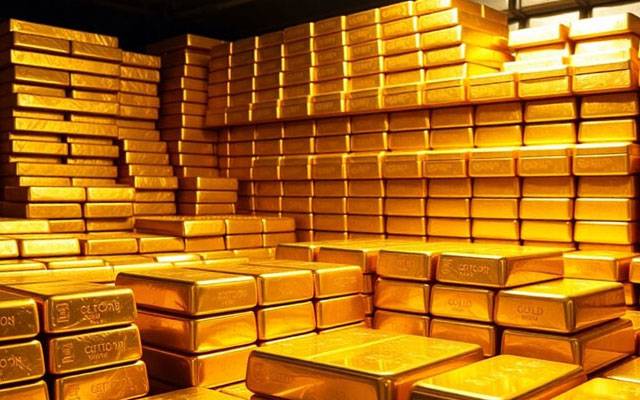 مہنگائی اور فیڈ پالیسی کے خدشات، سونے کی قیمت میں کمی
