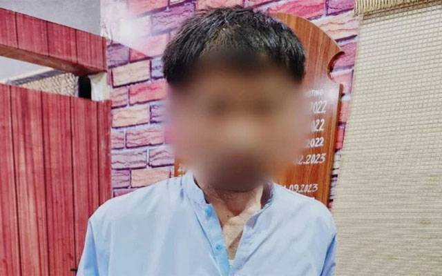 کراچی؛ گھر میں گھس کر فائرنگ کرکے خاتون کو قتل کرنے والا مرکزی ملزم گرفتار