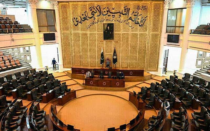   خیبر پختونخوا اسمبلی کا ہنگامی اجلاس جاری,سپیکر نے آئی جی پولیس اور چیف سیکریٹری کو طلب کرلیا