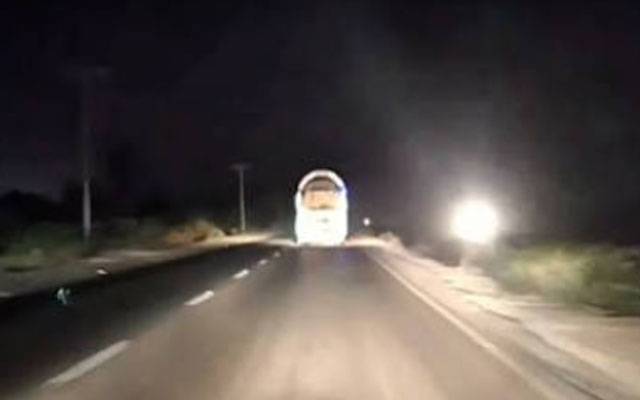موٹروے پر ہائی بیم لائٹس کے خلاف خصوصی آگاہی مہم شروع