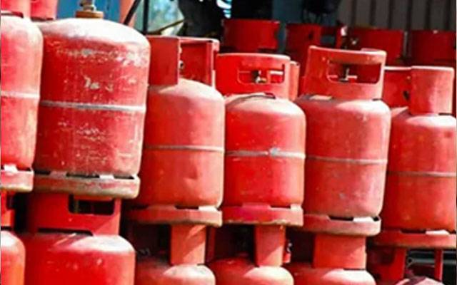   ایل پی جی کا سرکاری نرخ 258 روپے، مارکیٹ میں 450 روپے فی کلو فروخت جاری