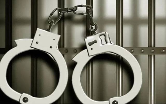 ون ویلنگ کرنےوالوں کیخلاف کریک ڈاؤن، 12 منچلےگرفتار 