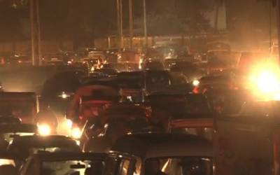 Heavy Traffic Jam In Canal Road Lahore