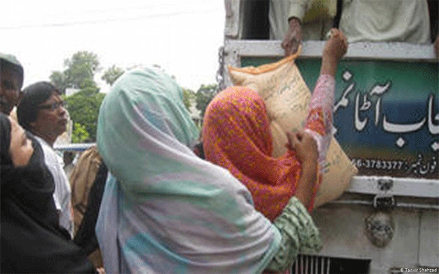 لاک ڈاون نے عوام کی بے بسی اور حکومت کی غفلت نمایاں کردی