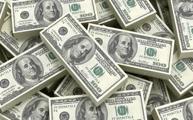 روپے کی بے قدری، ڈالر کی قیمت میں اضافہ
