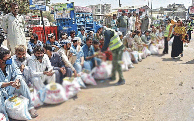لاہور میں مستحق افراد کی امداد کا سلسلہ دل کھول کر جاری
