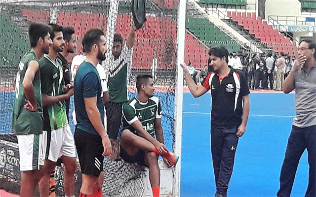 پاکستان ہاکی فیڈریشن کا کھلاڑیوں کے ویڈیو لنک فٹنس ٹیسٹ لینے کا فیصلہ‎