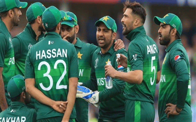 کھلاڑیوں کے سنٹرل کنٹریکٹ جاری، بڑوں بڑوں کی تنزلی