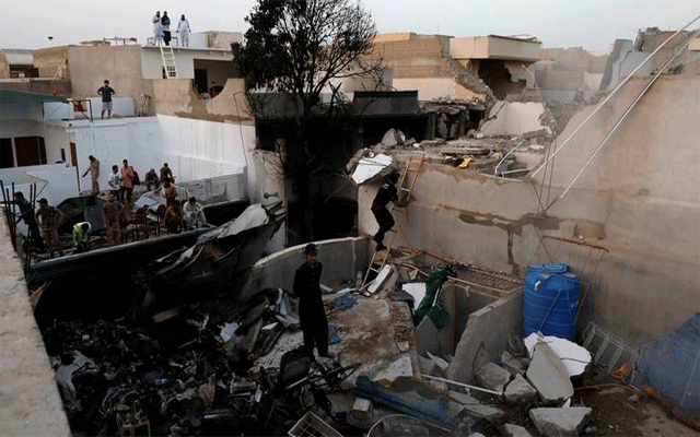 طیارہ حادثے کی تحقیقات کا باقاعدہ آغاز 