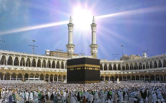 سورج عین کعبہ کے اوپر سے گزر گیا