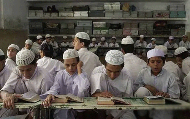 دینی مدارس و جامعات میں آن لائن داخلوں کا آغاز