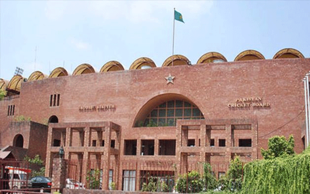 پی سی بی نے ملازمین کو نوکری سے فارغ کرنا شروع کردیا