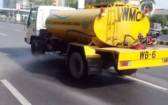 خوشبو دار لاہور، مختلف علاقوں میں عرق گلاب کا سپرے