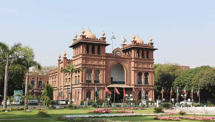  ویلیج اور نیبر ہڈ کونسلز میں ایڈمنسٹریٹر لگانے کا فیصلہ 