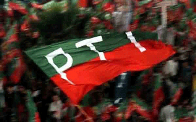 تحریک انصاف کا منحرف ارکان کیخلاف بڑا ایکشن