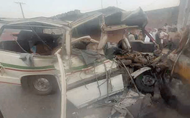  گوجرانوالہ میں خوفناک ٹریفک حادثہ، 12 افراد جاں بحق 