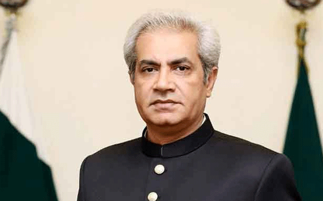 عمر سرفراز کی گورنر شپ سے برطرفی کیخلاف درخواست، عدالت سے بڑی خبر آگئی 
