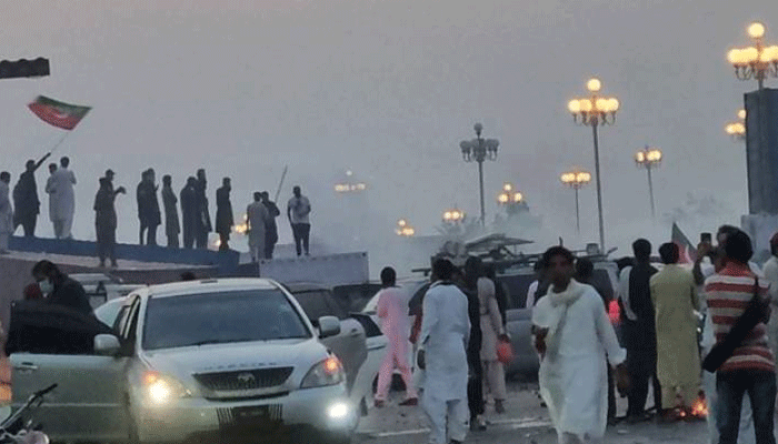 لانگ مارچ کے دوران جلاؤ گھیراؤ، حکومت کا مزید گرفتاریوں کا اعلان