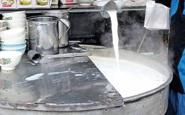 13 dairy farmers and shopkeepers arrested for selling expensive milk