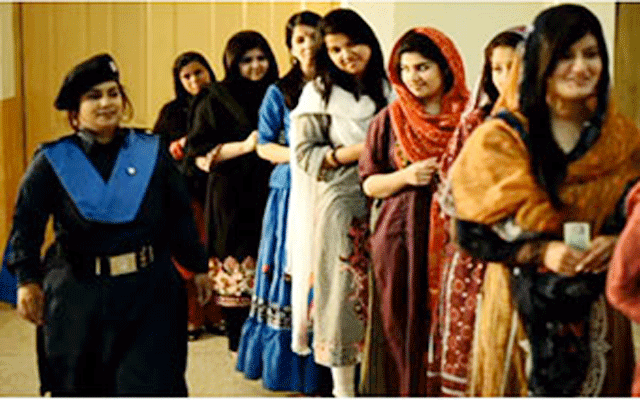  Lahore Ne Votrs, City42, Election Commission Data, Female voters 