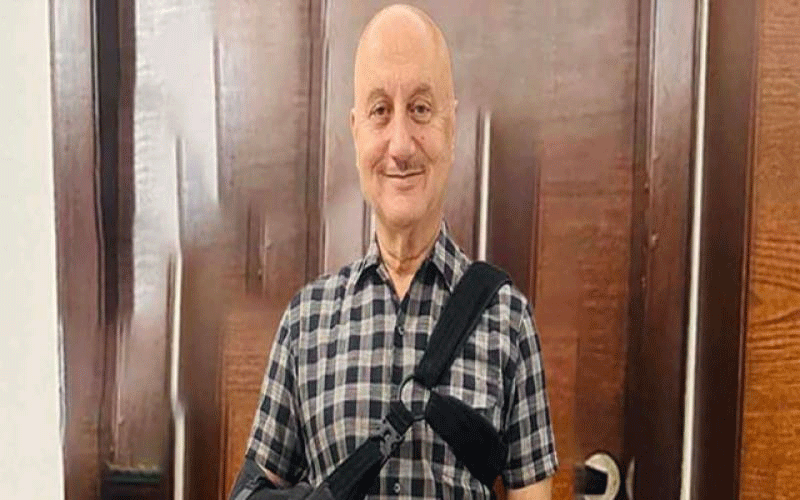 Anupam Kher Injured, City42 