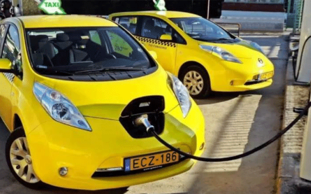 Electric Cars, Electric Taxi Service to be launched in Karachi during new fiscal year, City42 