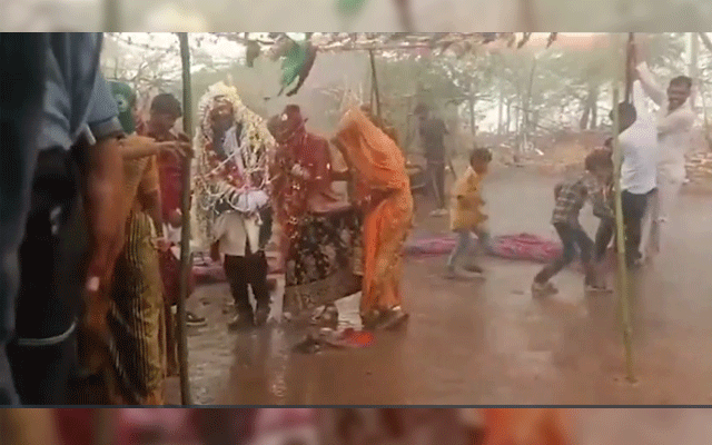 Marriage in storm and rain, City42