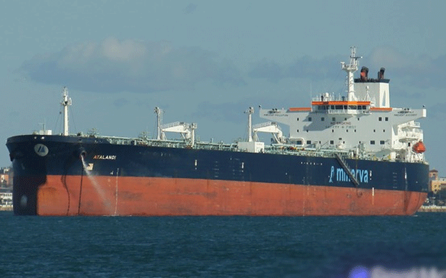 Oil being shifted from the Russian tanker at Karachi Port, City42