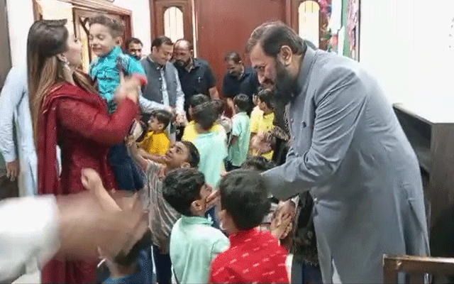Governor visits Almra Foundation, City42