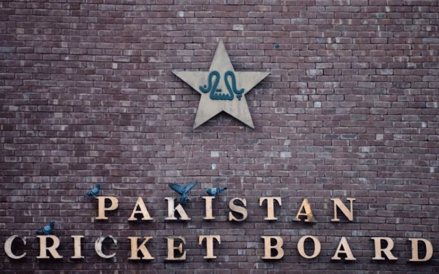 Pakistan Cricket Board extends national cricketers' contracts for one month, City42