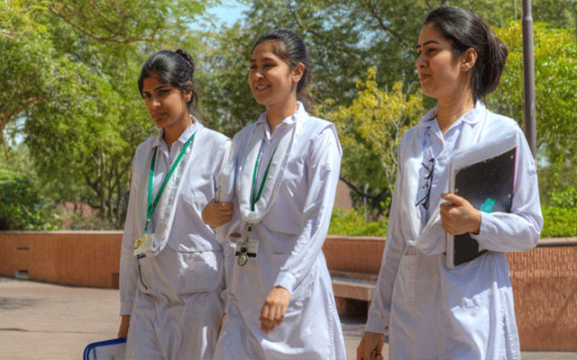 Lahore Nurses, City42