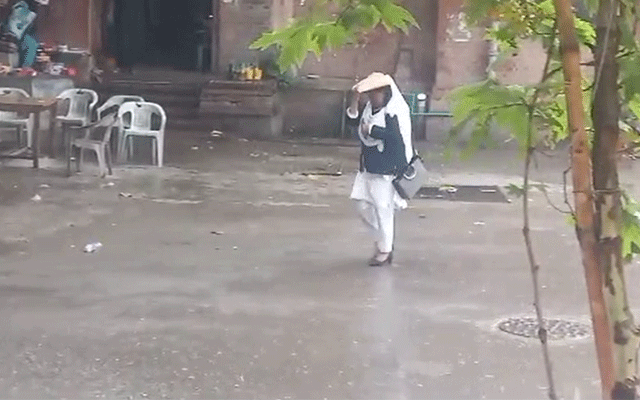 MET Office warns about urban flooding in seven cities, City42