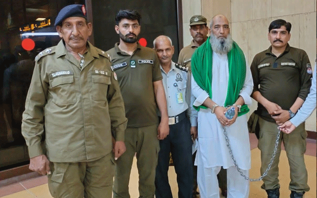 proclamed offender arrested, city42 , Wehari, Saudi Arabia Police, Interpol, Red Warrants 