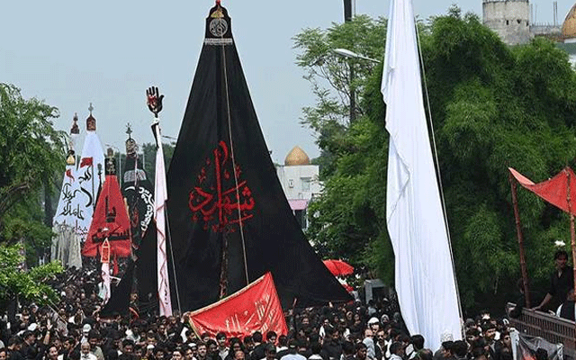 محرم الحرام کے پیش نظر ایس پی سٹی نے مجالس اور جلوسوں کے سکیورٹی انتظامات کا مکمل جائزہ لیا۔
