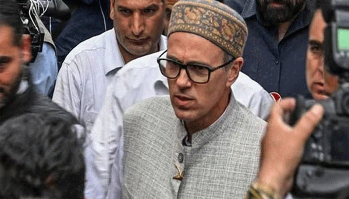 عمر عبداللہ نے مقبوضہ کشمیر کے وزیرِاعلیٰ کا حلف اٹھا لیا