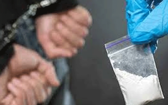  تعلیمی اداروں میں منشیات فروخت کرنے والی خاتون گرفتار