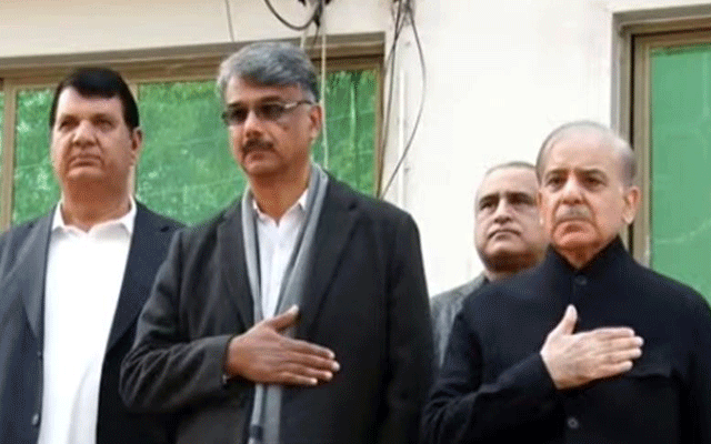 وزیراعظم کی آزاد جموں و کشمیر قانون ساز اسمبلی آمد، پولیس کے دستے کی سلامی