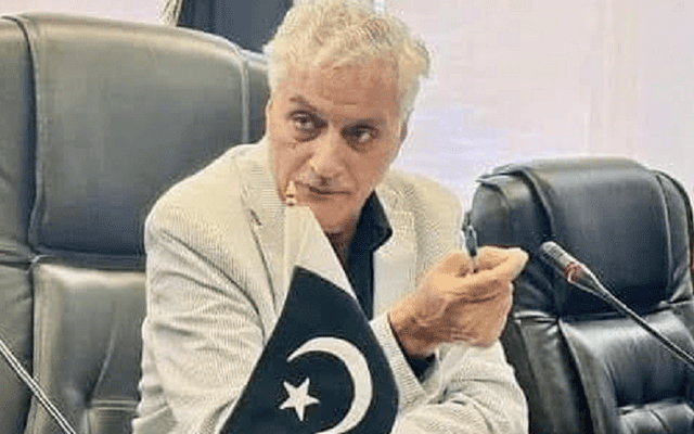 آزاد کشمیر اسمبلی میں اپوزیشن لیڈر پی ٹی آئی رہنما خواجہ فاروق گرفتار