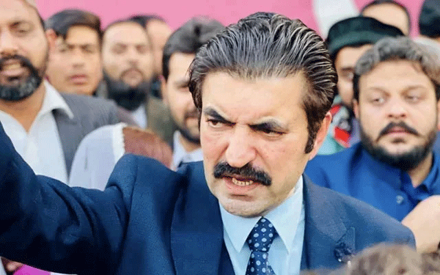  نواز شریف کو غلط نکالا گیا لیکن دراصل نکلوایا کس نے تھا؟شیرافضل مروت نے واضح کردیا