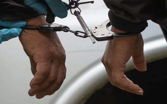 خریداری کا بل مانگنے پر ریکارڈ یافتہ ملزمان کا دکاندار پر تشدد