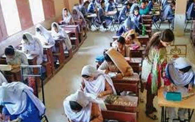 نگران عملے کی کمی کے باعث میٹرک کے امتحانات متاثر ہونے کا خدشہ