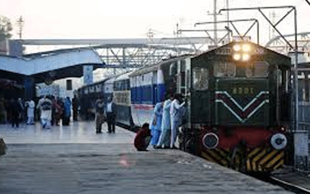 لاہور سے کراچی اور کوئٹہ جانے والی ٹرینوں کا شیڈول تبدیل