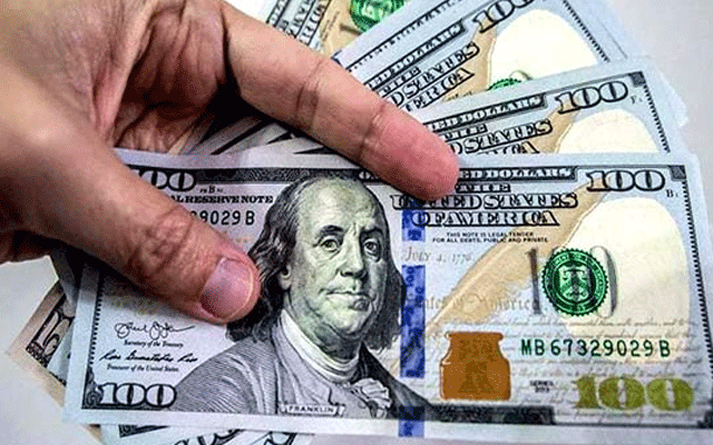 ڈالر کی قیمت میں مسلسل کمی، ریٹ مزید گر گیا