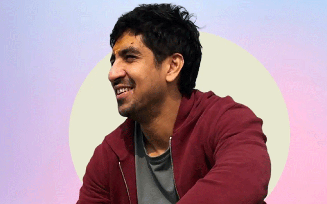  معروف فلمساز  آیان مکھرجی کے گھر صفِ ماتم بچھ گئی