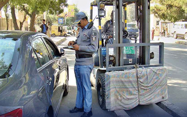 ٹریفک پولیس لاہور کے لئے بڑی خبر
